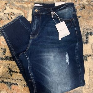 Kancan jeans 18x29 brand new with tags